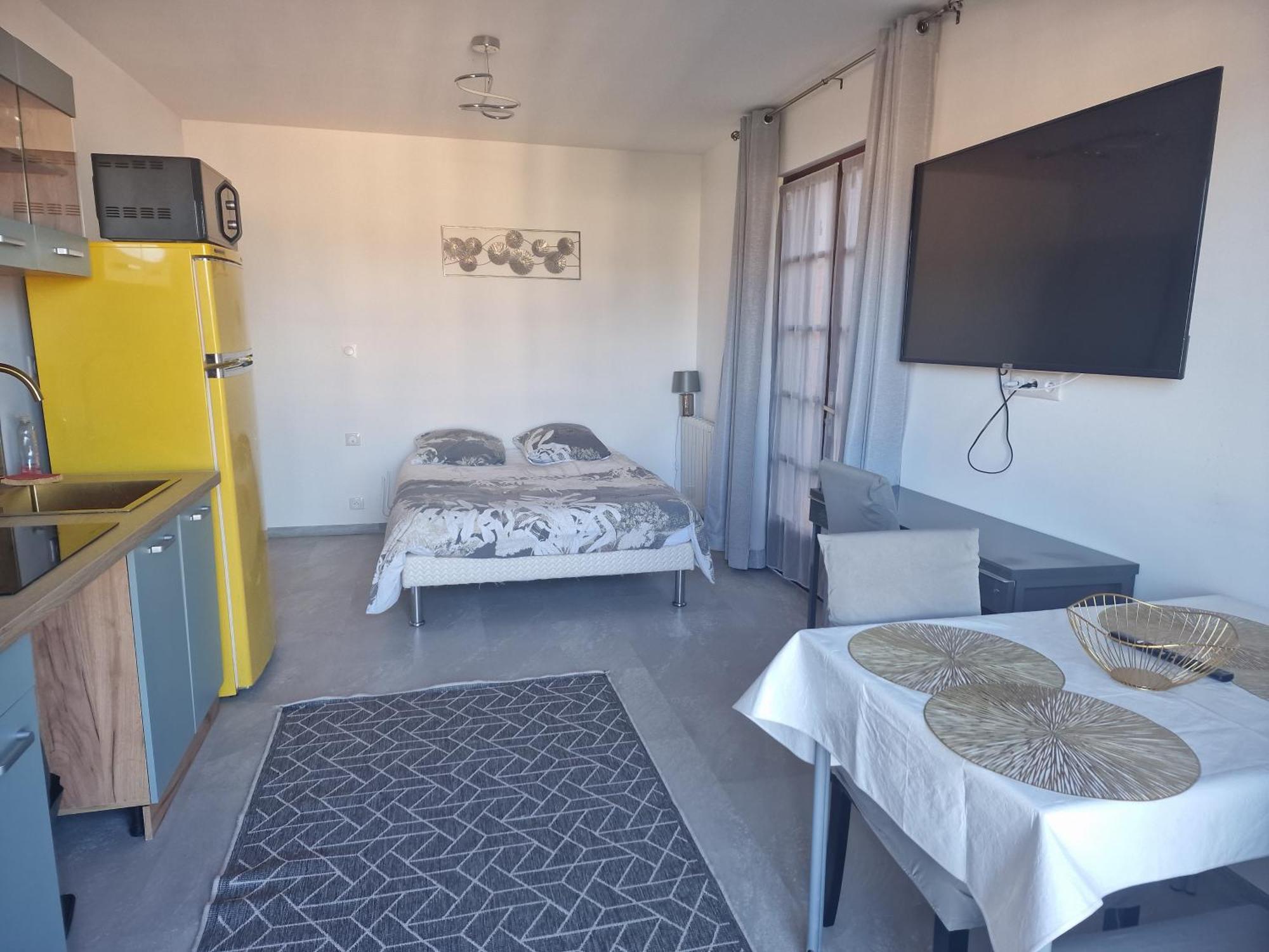 Ravissant Appartement Saint-Raphael Piscine Экстерьер фото